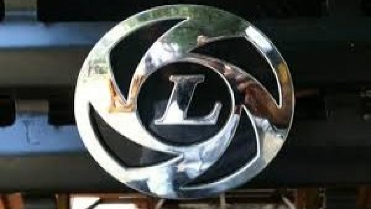 Ashok Leyland ties up with Suryoday Small Finance Bank for vehicle loans