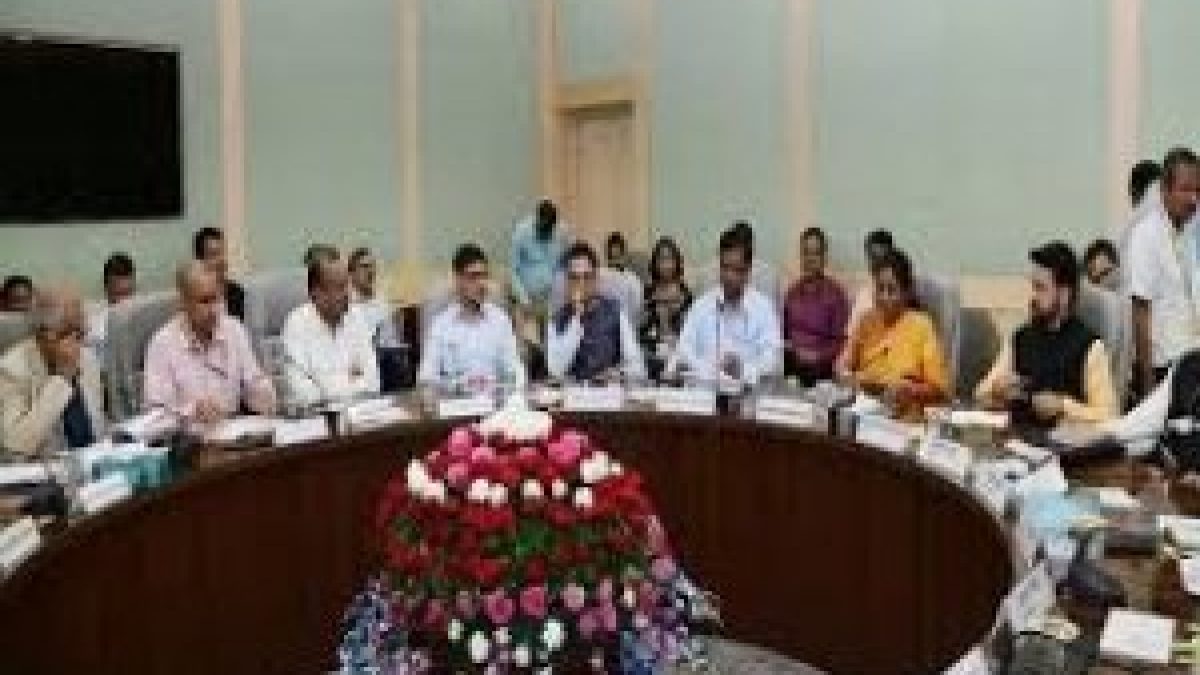 Centre holds pre-Budget consultations with state Finance Ministers