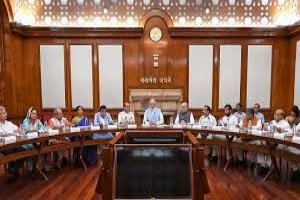 Centre reconstitutes 8 Cabinet Committees