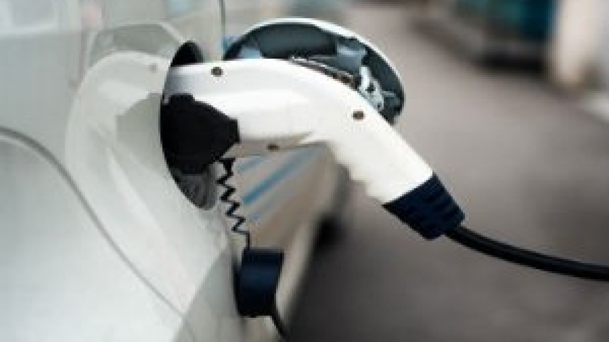 NITI Aayog proposed that only electric vehicles should be sold after 2030