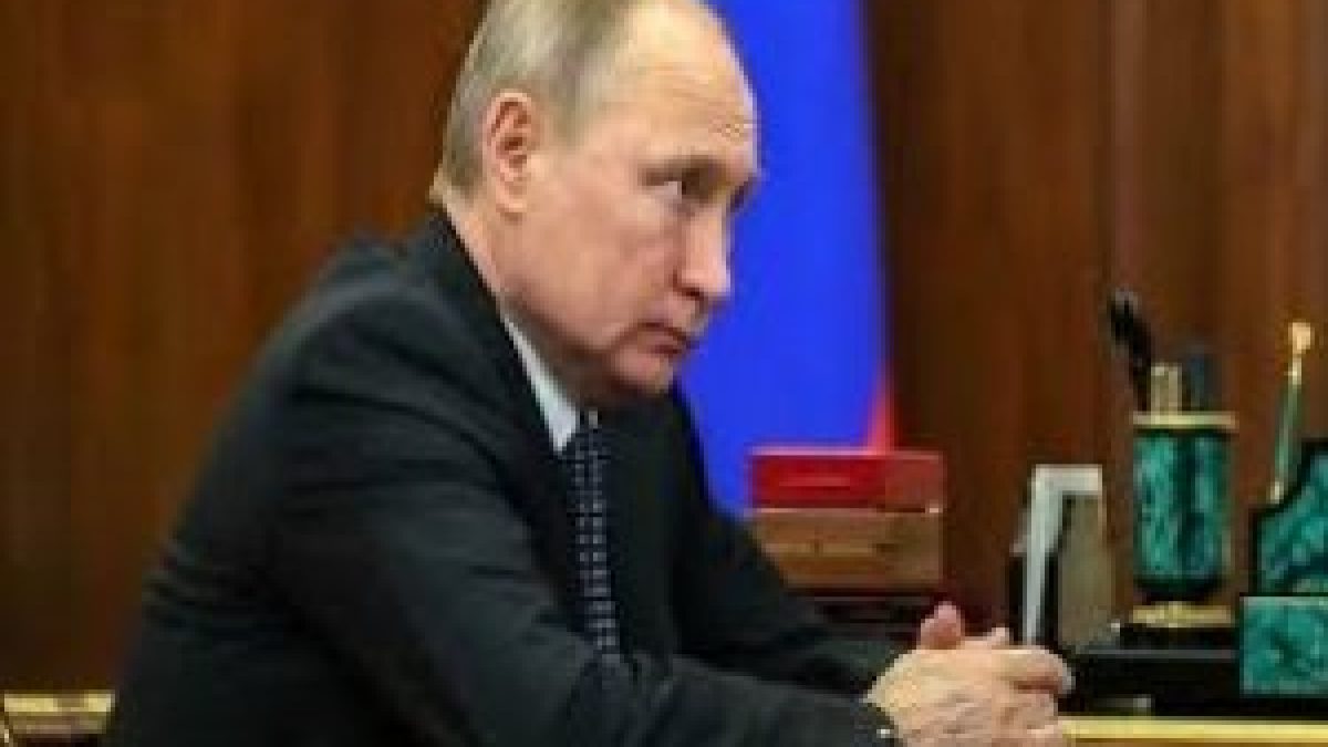 Russia extends Western food embargo to end of 2020