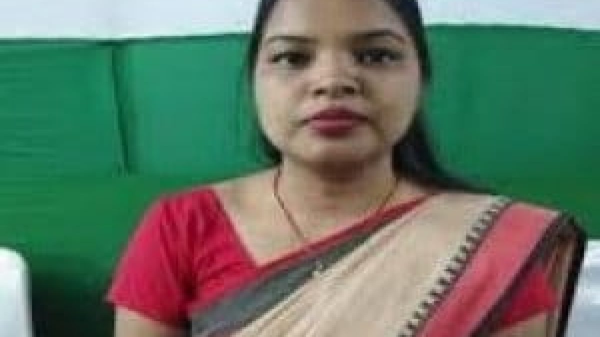 Tribal Odisha's woman Chandrani Murmu of BJD became the youngest MP in the country and her debut in Parliament
