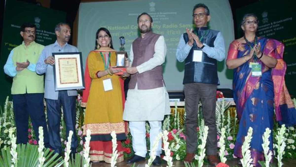 Prakash Javadekar presents National Awards for Community Radio