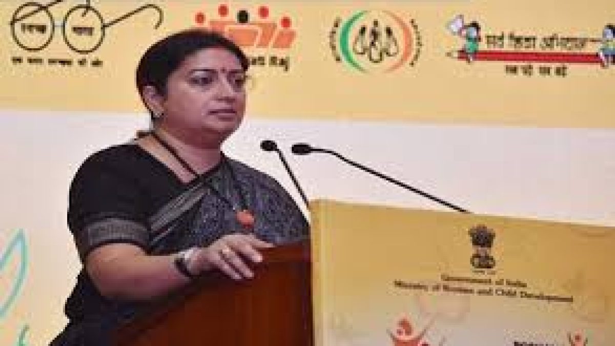 Smriti Zubin Irani confers POSHAN Abhiyaan Awards