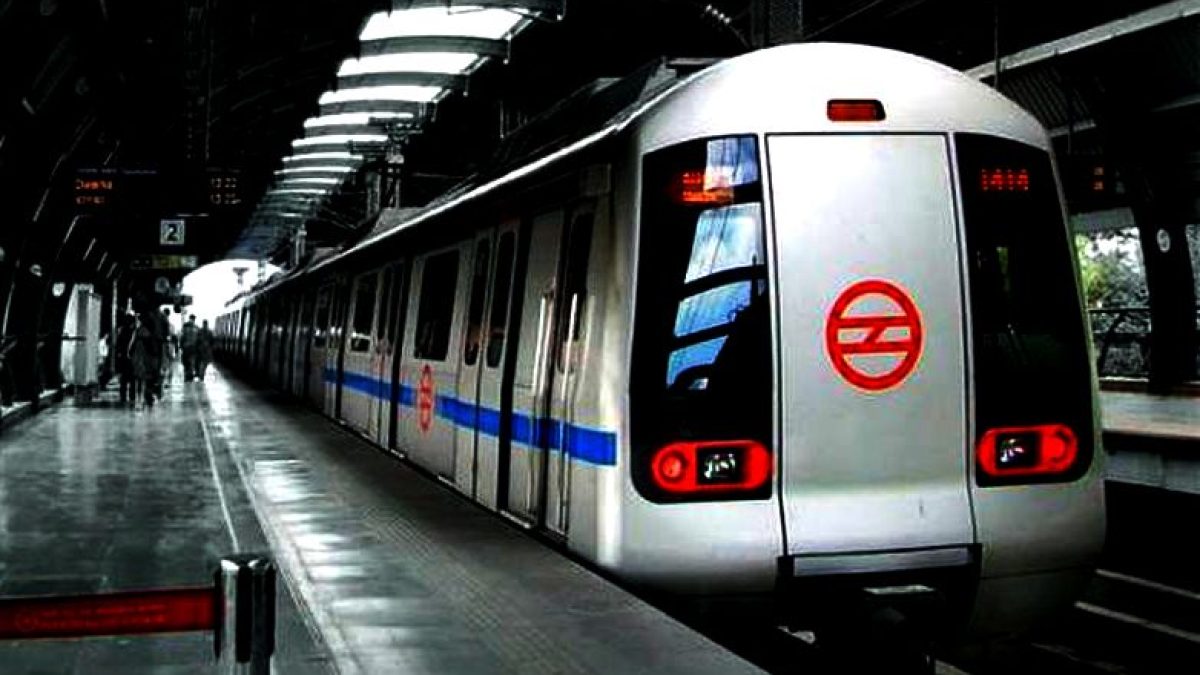 Delhi Metro issues red alert