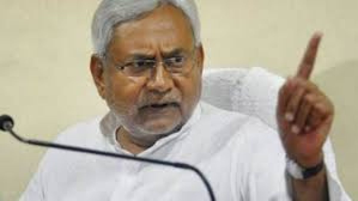 The Bihar Government has imposed a ban on wearing of T-shirts and jeans by the employees in the state secretariat. The government has ordered the employees to wear decent, simple, sober and comfortable clothes in the office. The Bihar Government order read, "Officials and employees must wear decent, comfortable, simple, sober and light-coloured attire." The order stated that the employees must choose their dress according to the weather and nature of work. The ban was issued after it came into notice that the officials and employees were coming to office in clothes that are contrary to the office culture, as per the government order. The order further read that wearing of jeans and T-shirts is against the office decorum. The ban on T-shirts and jeans is for all employees in the secretariat regardless of the rank they hold. The employees have been asked to wear comfortable and light-coloured clothes in the office. Following the order, all employees in the state secretariat will have to wear clothes as prescribed by the state government. Previously in 2015, Goa government's art and culture department had banned its staff from wearing jeans and sleeveless clothes. The department had instructed its employees to wear only formal dress and not jeans, t-shirts, sleeveless dresses, corduroy pants or even trousers with multiple pockets during office hours and official functions of the Directorate. The ban was imposed to maintain 'decorum' in office premises. The Rajasthan Labour department had also banned its employees from wearing jeans and t-shirts in June 2018. The department had issued instructions to its employees to not come to the office wearing "indecent" dresses such as jeans and T-shirts. A circular specifying the dress code was issued on June 21, 2018. The circular stated that all employees and officers in the department will be expected to come to the office wearing decent clothes like pants and shirt. The main reason given by the department for enforcing the formal dress code was to maintain office decorum. The move had invited criticism from the state's employees' federation.