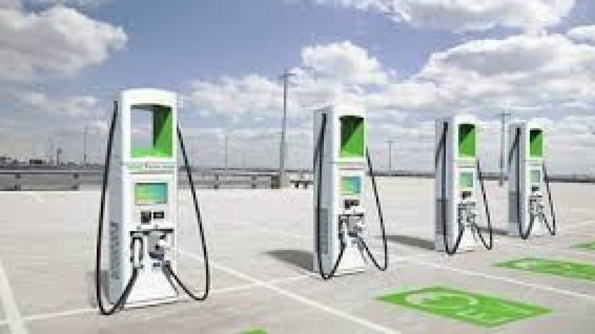 Govt sanctions 2,636 EV charging stations in 62 cities