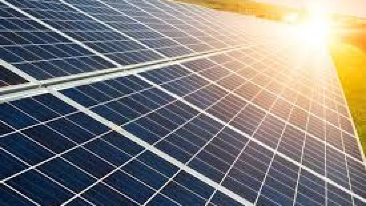 Indian Railways to source about 1000 MW Solar Power by 2021-22