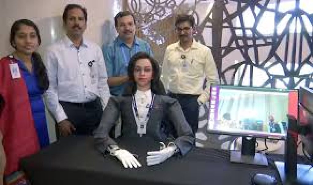 ISRO to Send Humanoid Vyommitra in Space