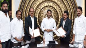 AP govt signed MoUs with Agri institutions to help farmers