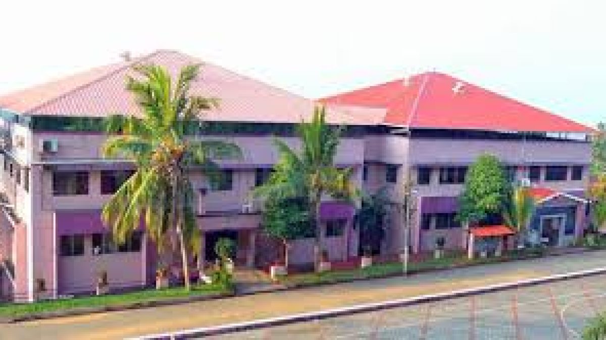 Baselios Poulose II Catholicos College, Ernakulam