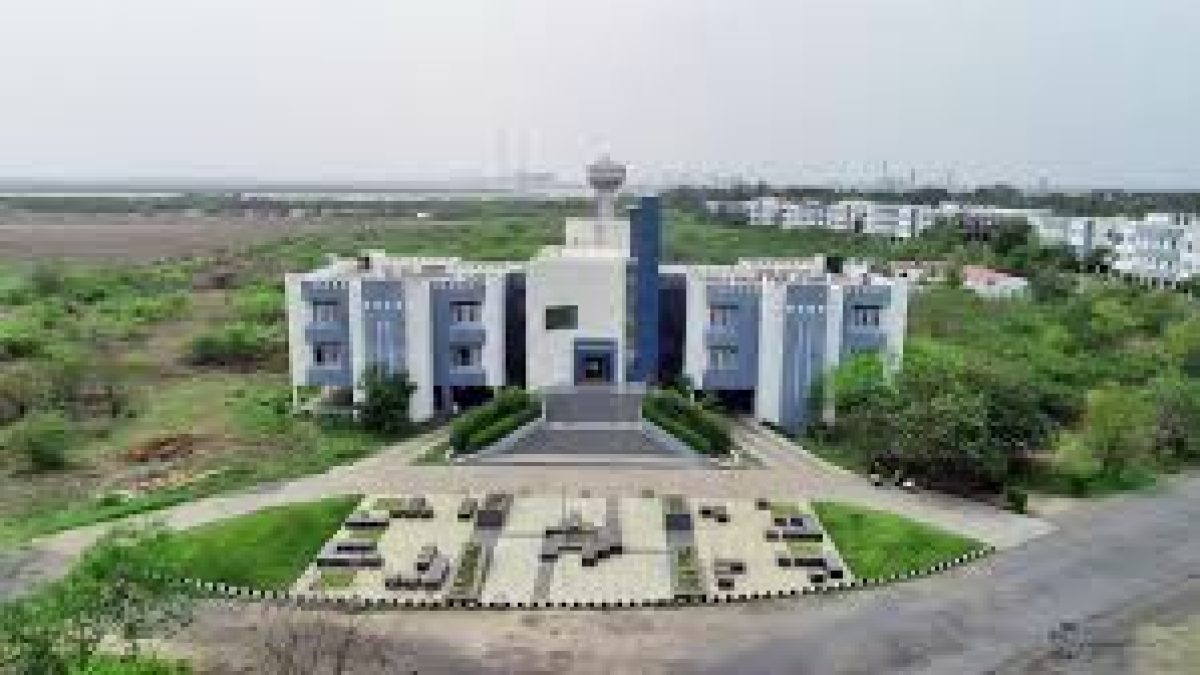 CK Pithawala College of Engineering and Technology, Surat