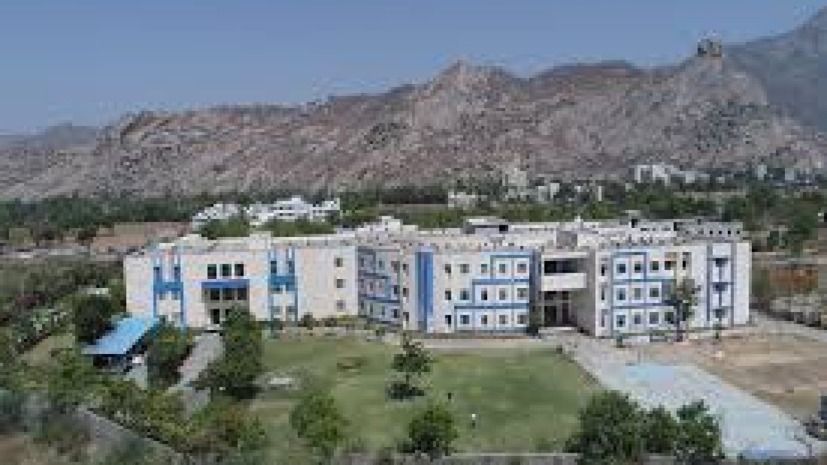 Chartered Institute of Technology, Sirohi