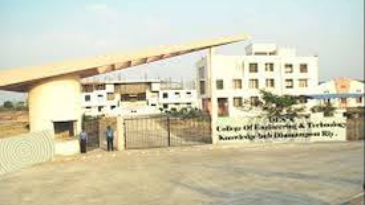 Dhamangaon Education Society's College of Engineering and Technology, Dhamangaon Rly