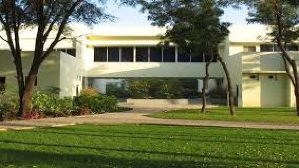 Dhirubhai Ambani Institute of Information and Communication Technology, Gandhinagar