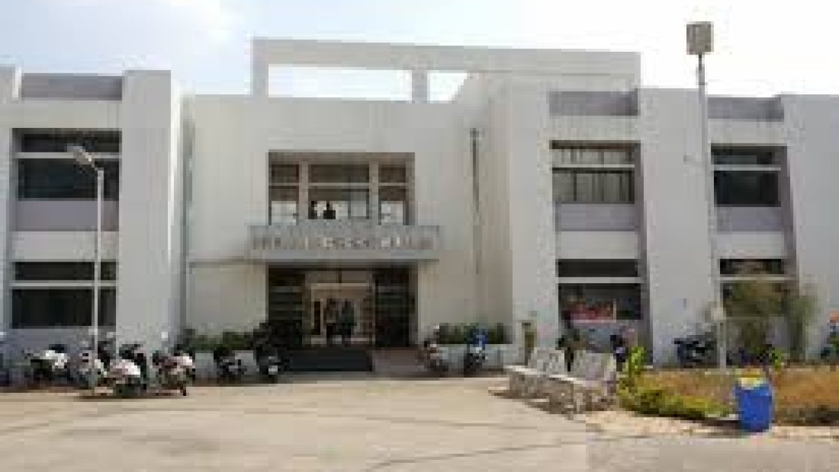 Dr S and SS Ghandhy College of Engineering and Technology, Surat