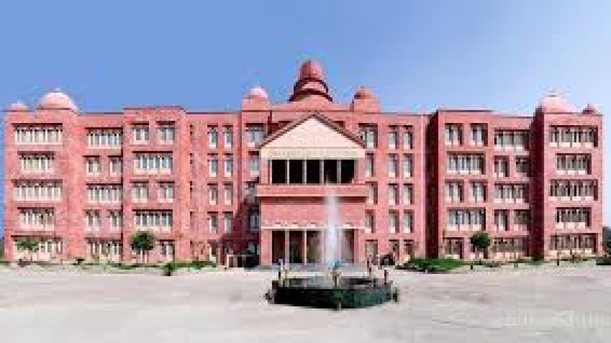 Dronacharya Group of Institutions, Greater Noida