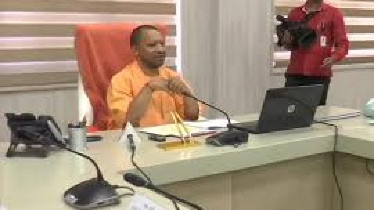 UP CM transfers Rs 611 crore to MGNREGA workers