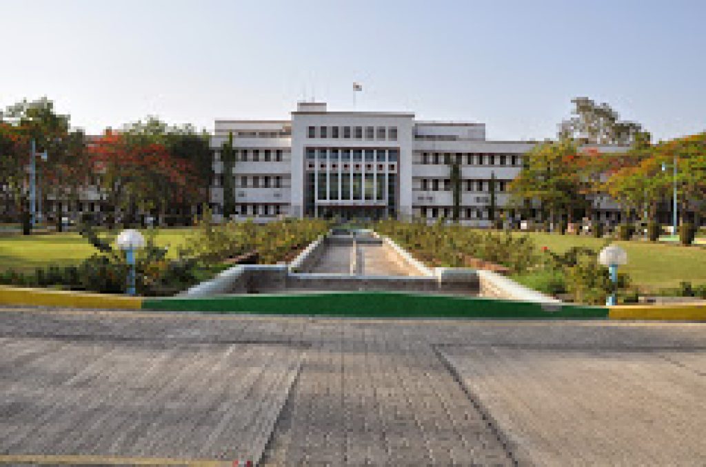 CSIR- NCL Pune ties up with BEL for production of medical devices