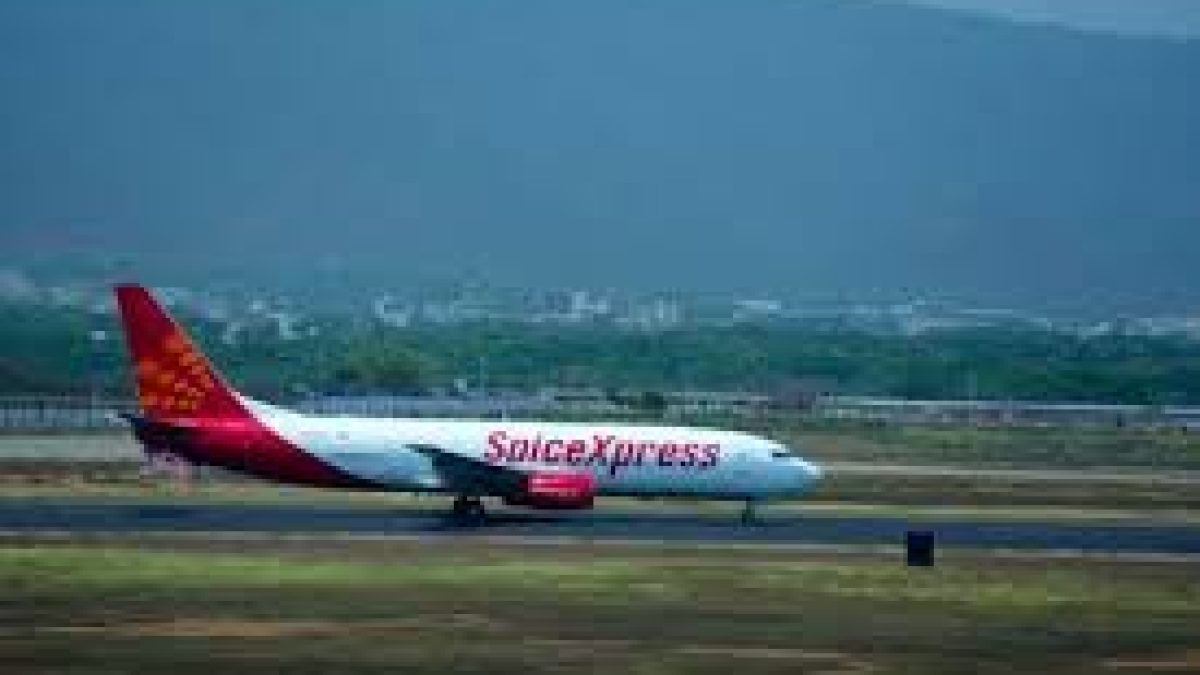 Indian Navy ensures 24 x 7 operations from Visakhapatnam airfield