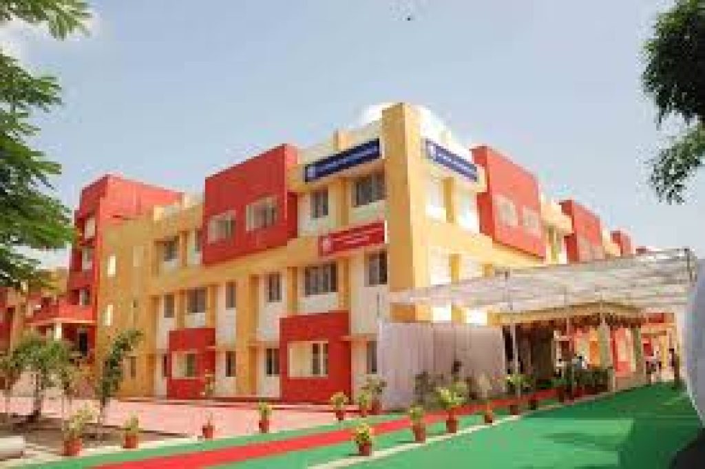 International Institute of Professional Studies, Devi Ahilya University, Indore