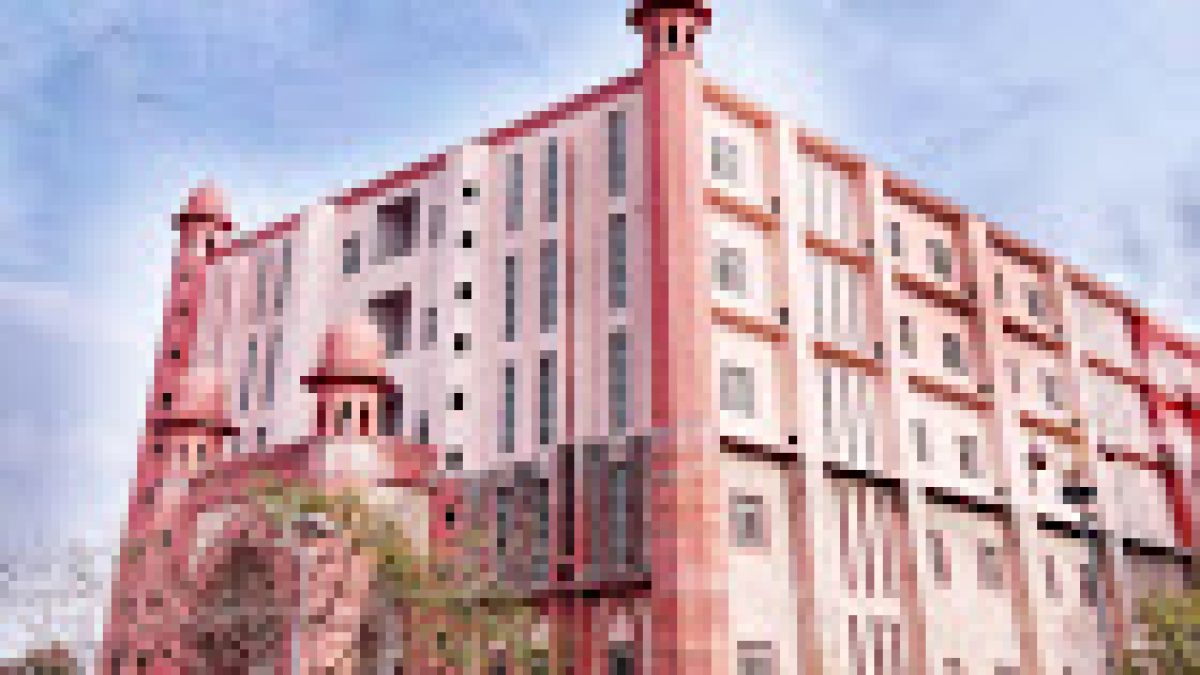 Khwaja Moinuddin Chishti Urdu, Arabi-Farsi University