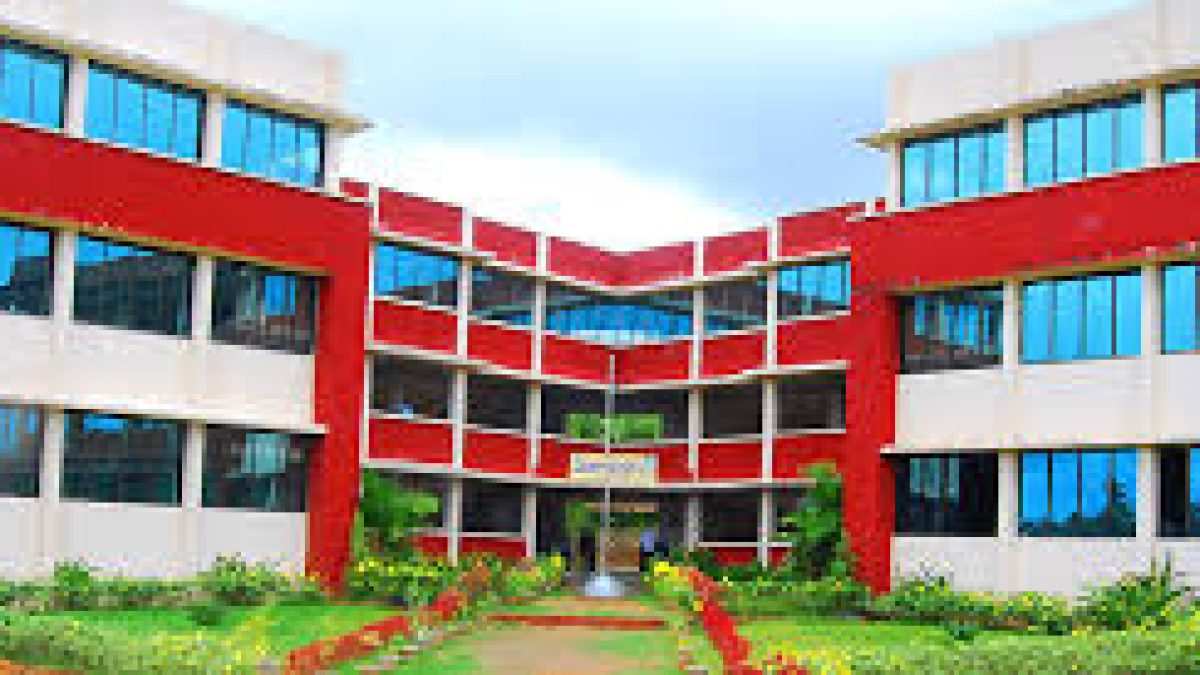 Metropolitan Institute of Technology and Management, Sindhudurg