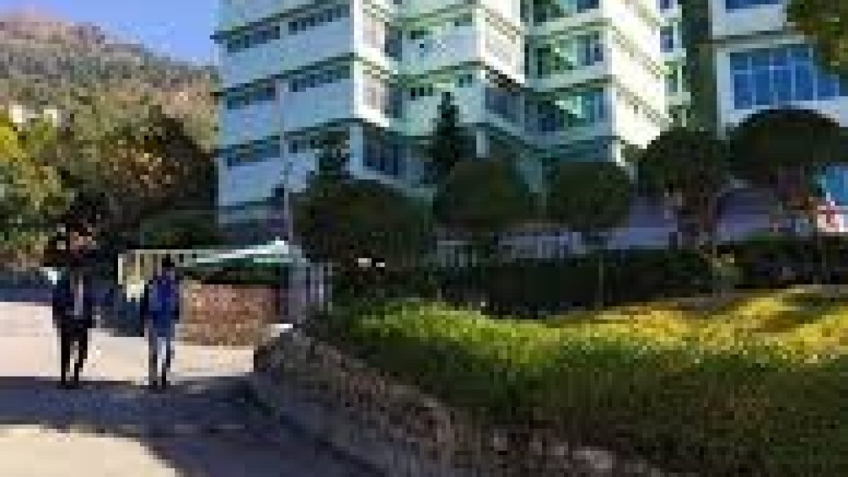 About Institute L. R. Polytechnic College (LRPC) located at Vill. Jabli-Kyar, P. O. Ochghat, Solan, 173223 Solan Solan Himachal Pradesh is one of the popular colleges in India. Highlights • Address: Vill. Jabli-Kyar, P. O. Ochghat, Solan, 173223 Solan Himachal Pradesh India (Map) • Website: www.lrinstitutes.com Courses • Civil Engineering ( Diploma ) • Computer Science And Engineering ( Diploma ) • Electrical Engineering ( Diploma ) • Electronics And Communication Engineering ( Diploma ) • Fashion Designing ( Diploma ) • Mechanical Engineering ( Diploma )