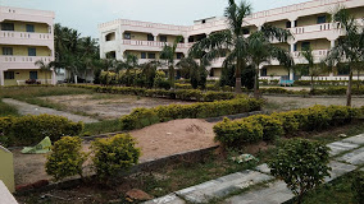 Koringa College of Pharmacy, Korangi