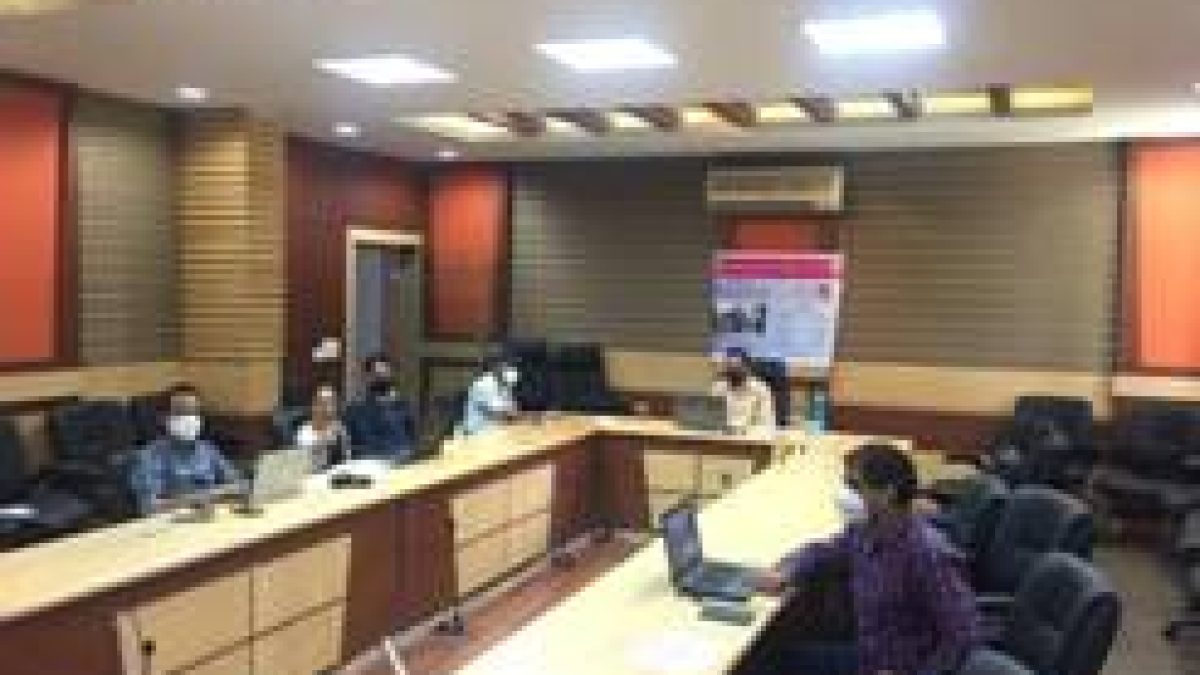 Geo-research scholars discuss Geo science for Society at NGRSM