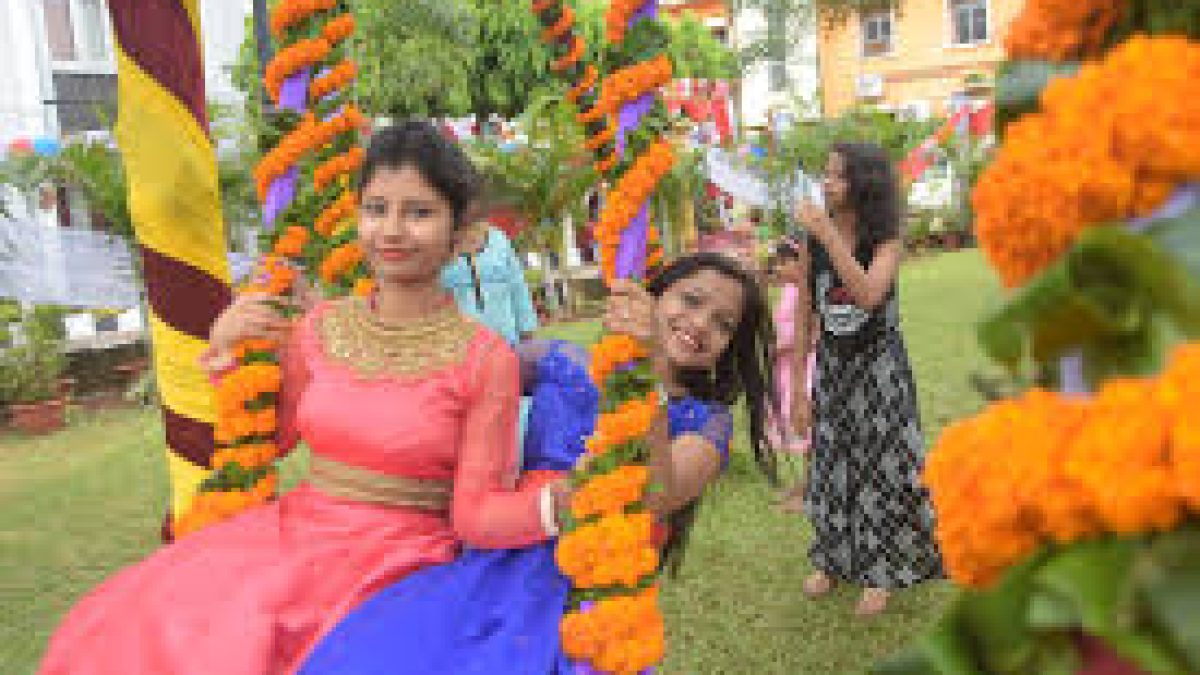 Odisha celebrates Raja festival