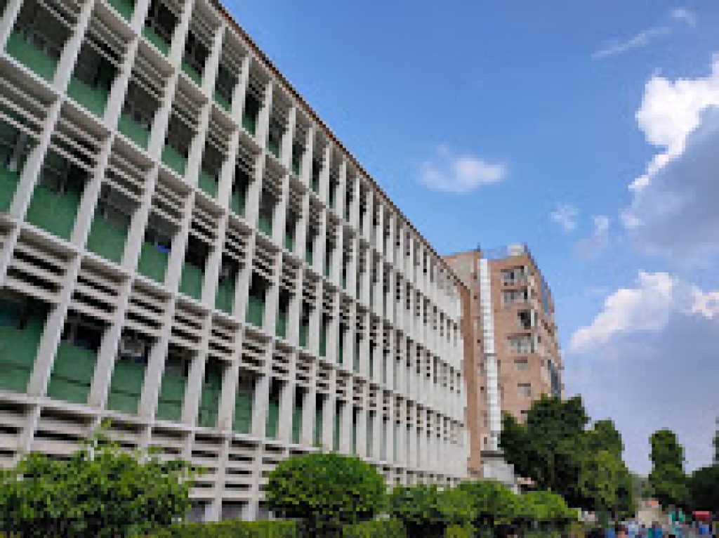 AIIMS, IIT-Delhi launch app for patients needing plasma therapy