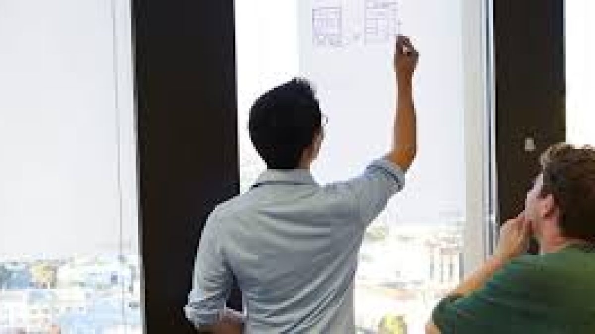 AIM and DT launched Student Entrepreneurship Programme 2.0