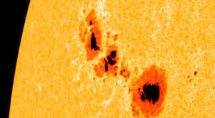 NASA observed a massive Sunspot group