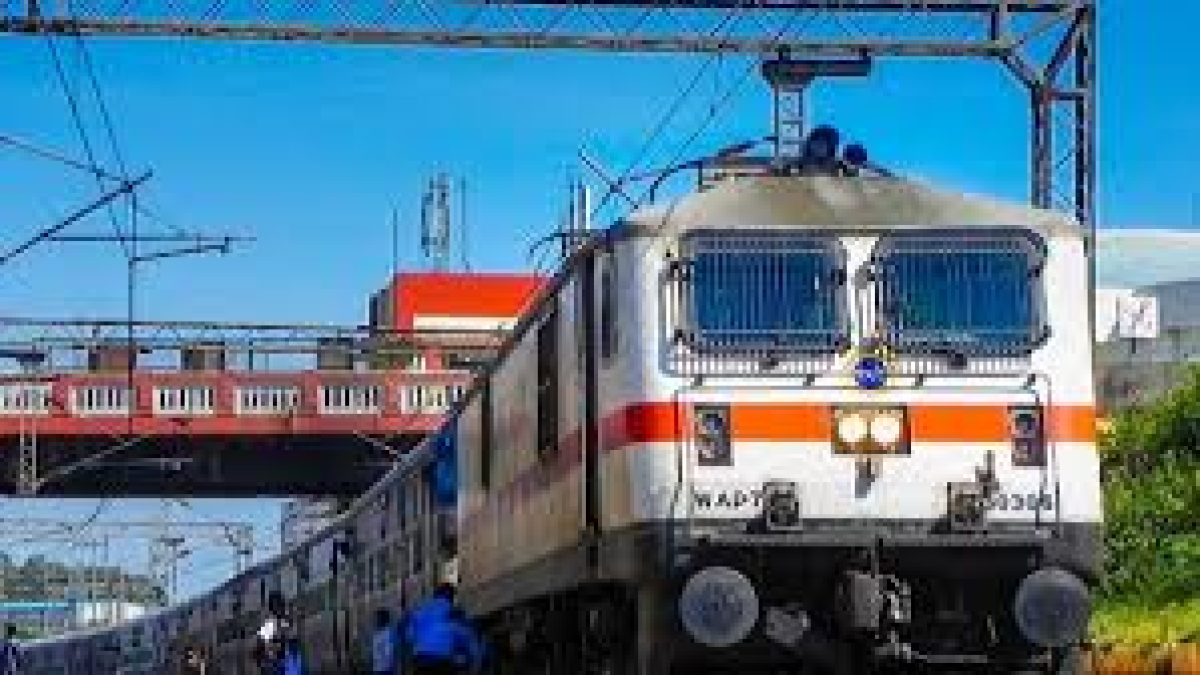 Northern Railway runs first-ever Vyapar Mala Express train