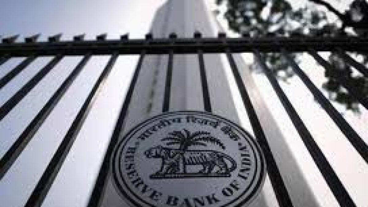 RBI formed five member committee on loan restructuring