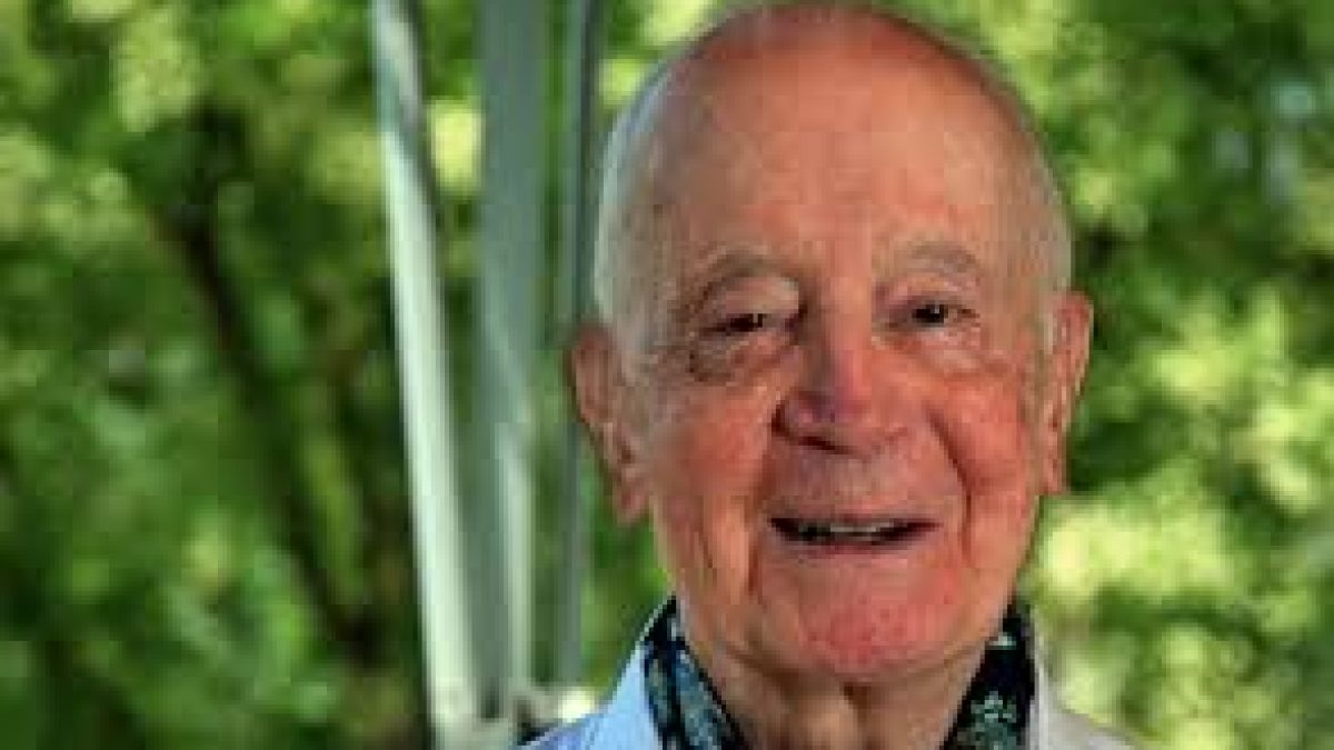 Gujarati columnist Father Carlos Gonzalez Valles passed away