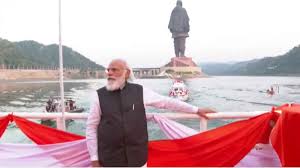 PM flagged off Ekta cruise service to Statue of Unity