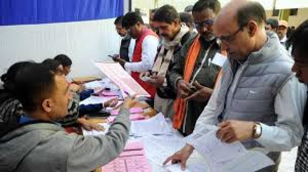 Non-Gulf NRIs likely to be first to get postal voting rights