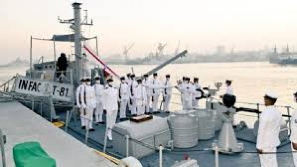 Navy's fast attack craft T-81 decommissioned