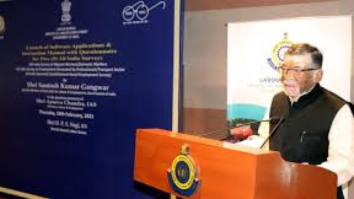 Apps and instruction manuals for 5 All India Surveys on Labour