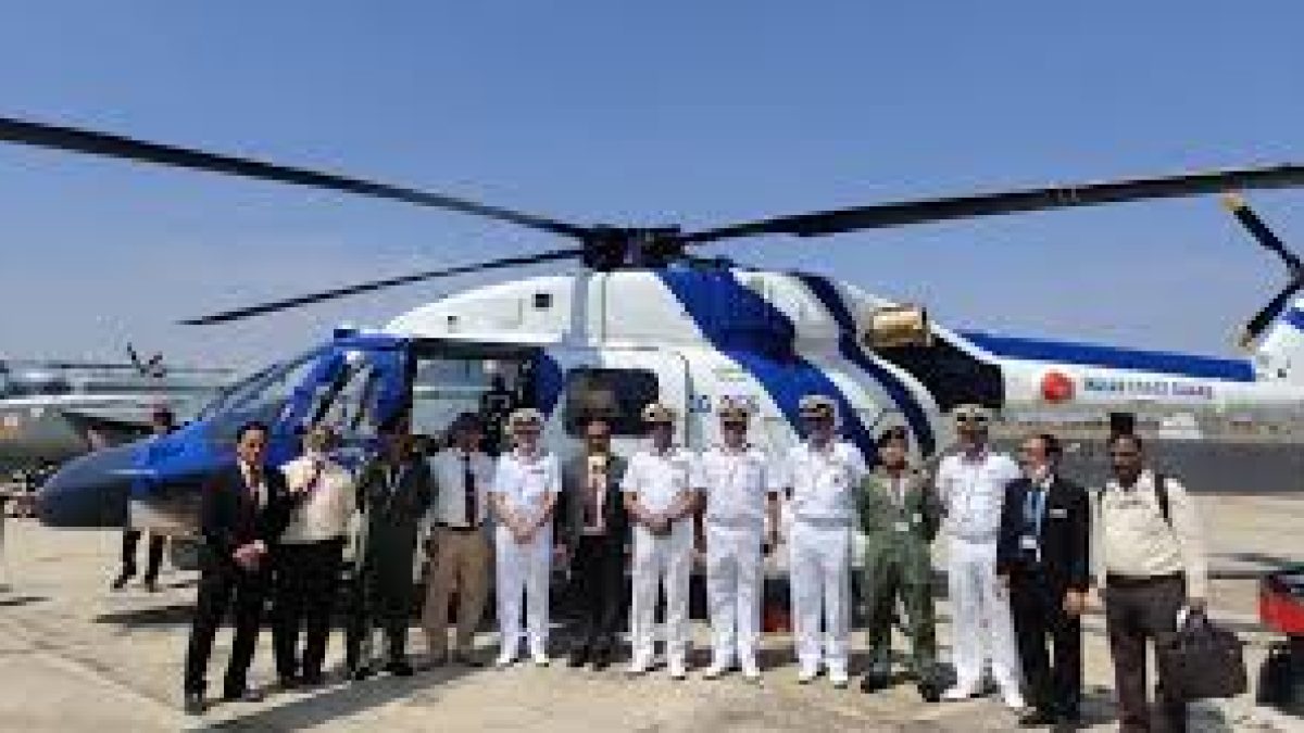Indian Navy received 3 "made in India" Advanced Light Helicopters (ALH)