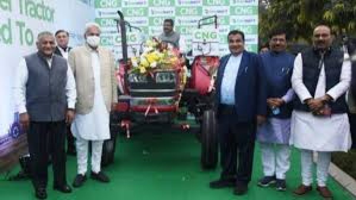 Nitin Gadkari to launch India's first CNG tractor