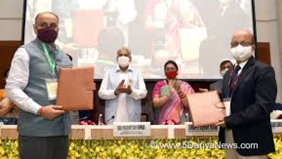 Ministry of Agriculture and Farmers Welfare signs MoU with Central Silk Board