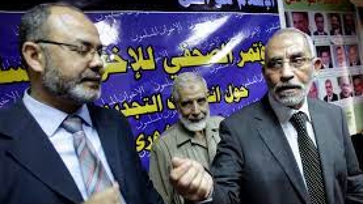 Egypt jails top Muslim Brotherhood leader for life on murder