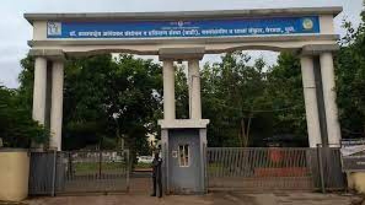 Violation of ‘small family’ norm