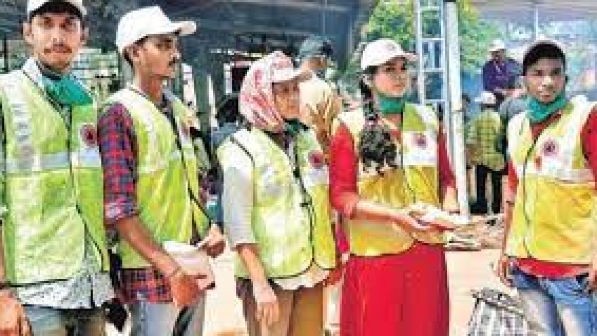 What can a Civil defence volunteers do?