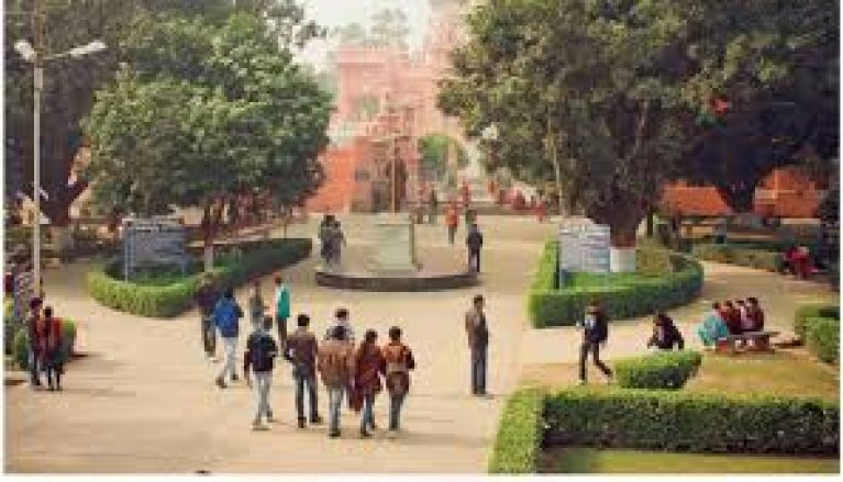 3 Indian Universities Top in 200 QS World University Rankings