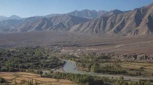 CESL signed MoU with Ladakh to make the Union Territory carbon neutral