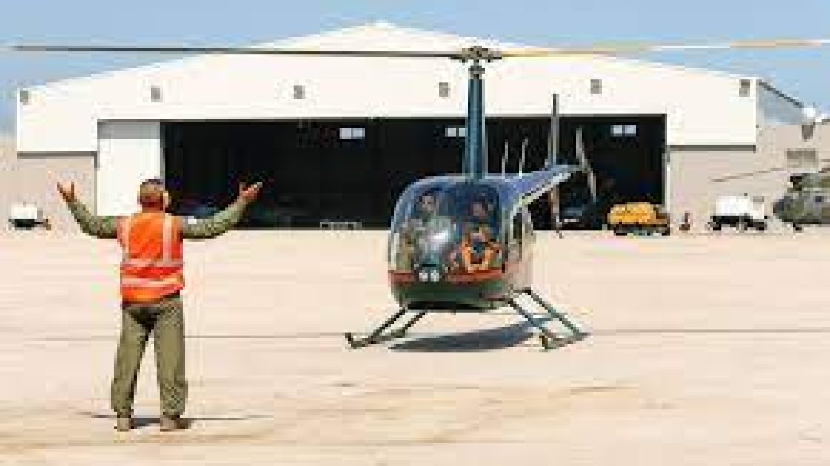 Lebanon army sells helicopter rides during economic crisis